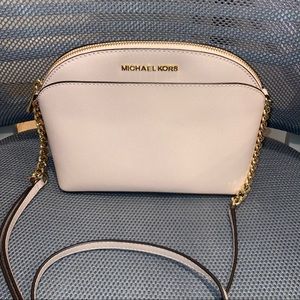 Michael Kors Pink Jet Set Travel Crossbody Bag